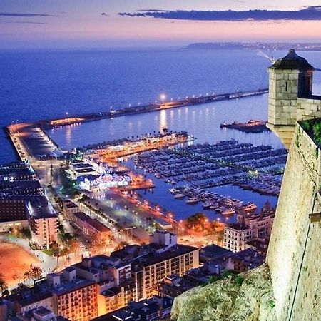 Apartamento De Diseno Centrico A 5 Min De Playa Alicante Eksteriør billede