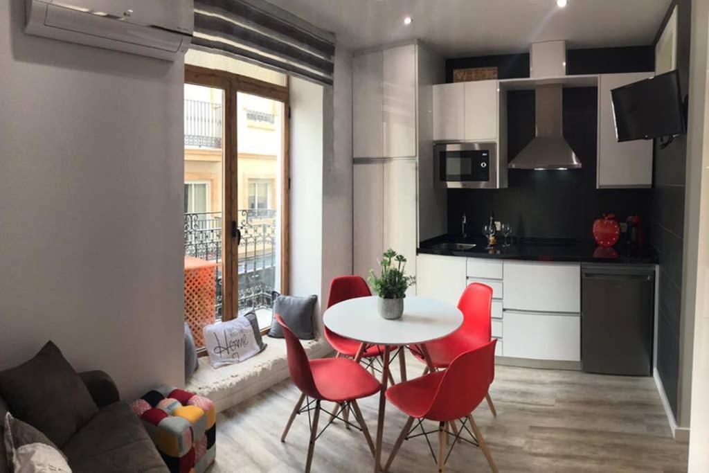 Apartamento De Diseno Centrico A 5 Min De Playa Alicante Eksteriør billede