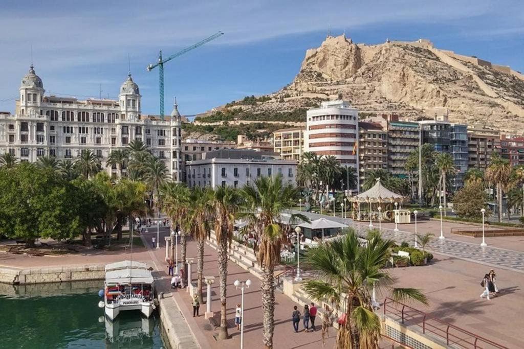 Apartamento De Diseno Centrico A 5 Min De Playa Alicante Eksteriør billede
